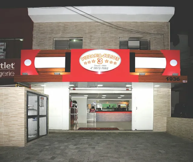 Pizzaria Julio's 3