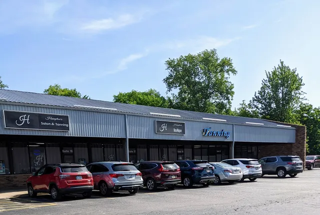Hampton's Boutique, Tanning, & Salon