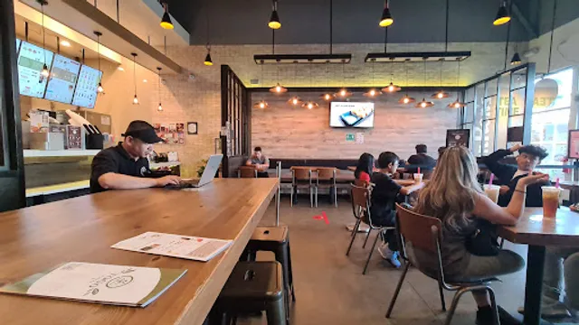 Green Shaker by Ten Ren