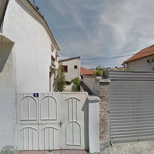 Belgrade Swimming Pool Hostel