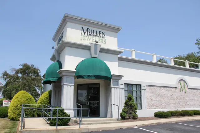 Mullen Bros. Jewelers - Swansea, MA Jewelry Store and Engagement Ring Location