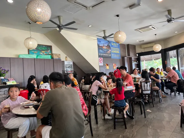 食为鲜咖喱鱼头食馆