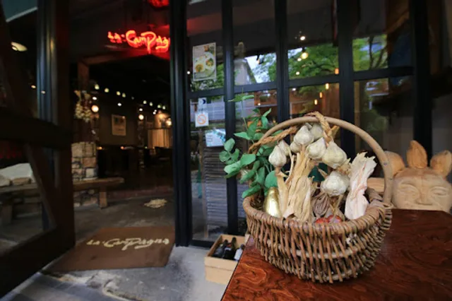 トラットリア ラ・カンパァーナ