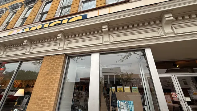 Mossman Discount Music