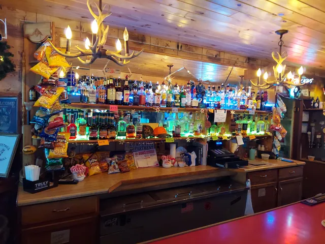 Whitetail's Bar & Grill