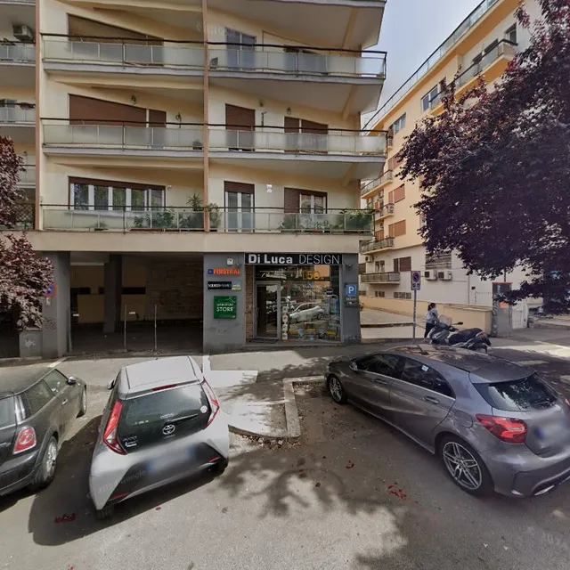 96' Degli Ubaldi Studio