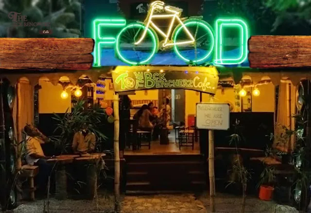 The Bck Bencherz Cafe