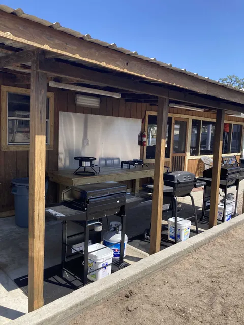 Bill's Fish Camp & Motel