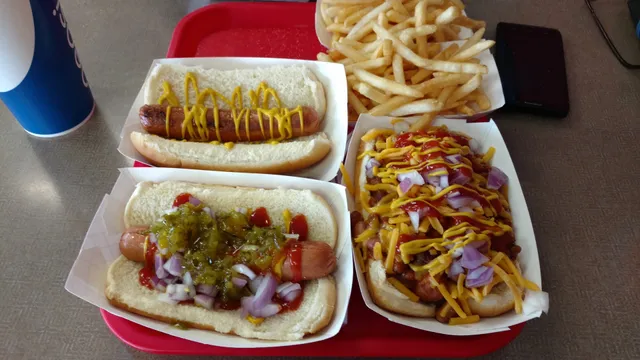 Burger Queen Drive In