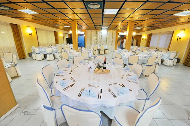 RESTAURANTE LAGO AZUL S.L.