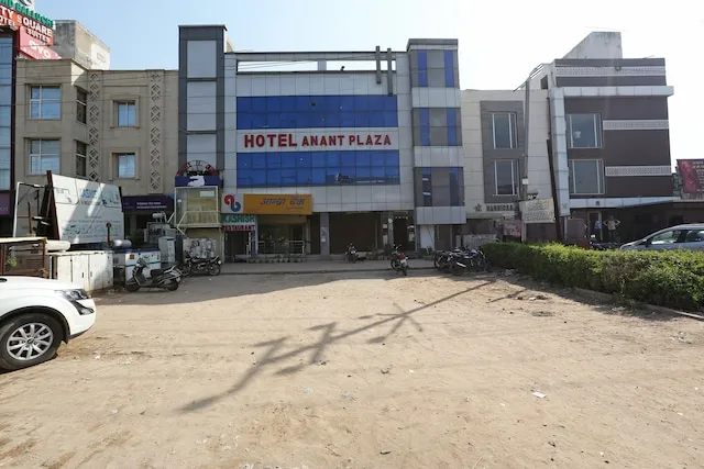 OYO Hotel Anant Plaza