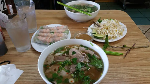 Phở Bình Minh Restaurant