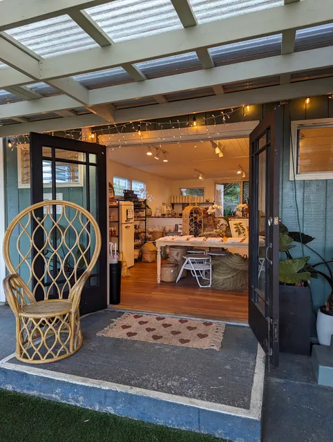 White Nene Coffee Roasters