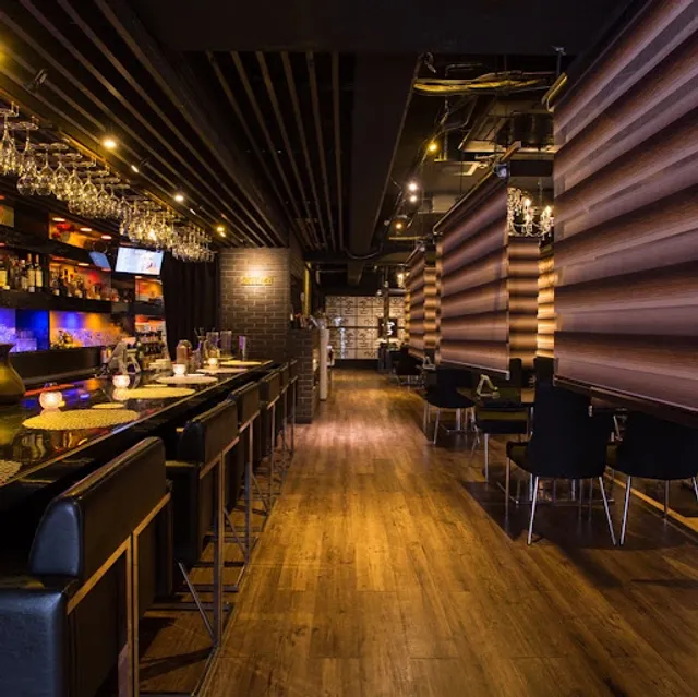 西麻布 韓国料理&BAR &シーシャ 宮 KUNG