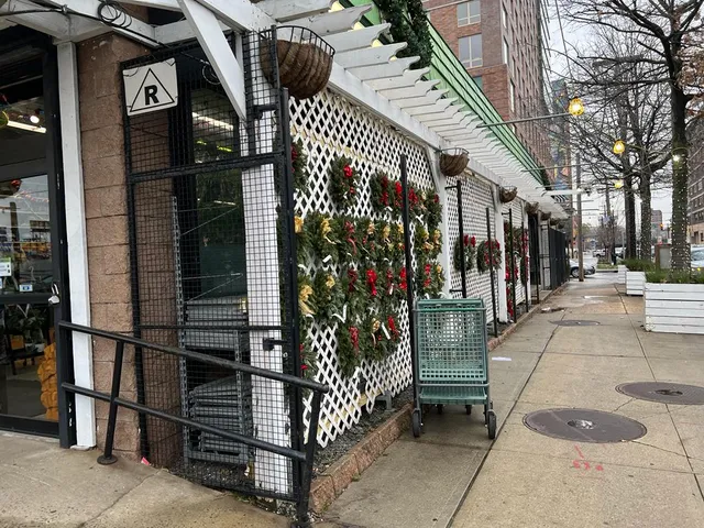 14th Street Garden Center