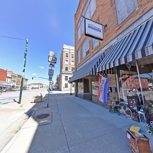 Simply Home Boutique and Antiques