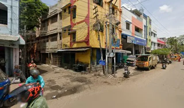 Aatha kadai, Maninagaram