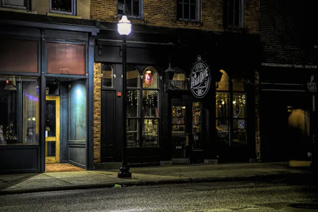 HighDive Kitchen + Bar