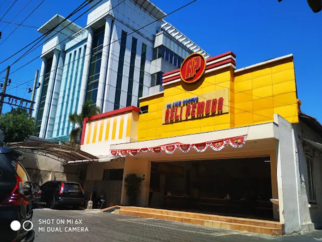 Ayam Goreng Asli Pemuda