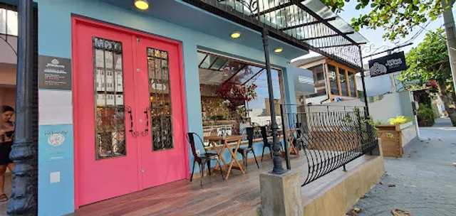 Mirabolando Confeitaria Brasileira