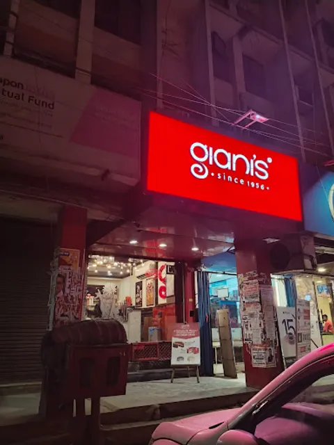 Giani's