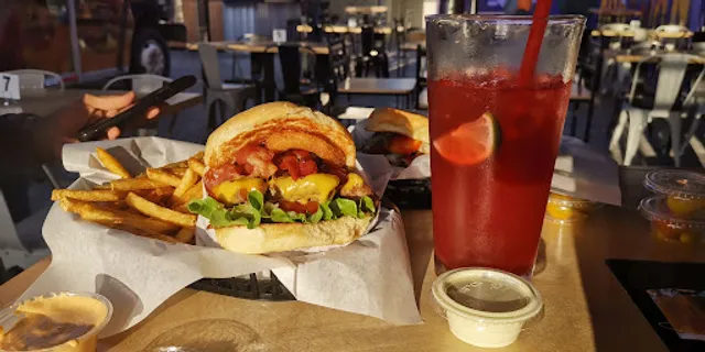 Agredano's Burger & Wings