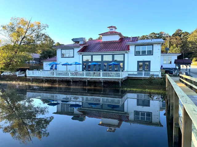 Lake Murray Resort and Marina