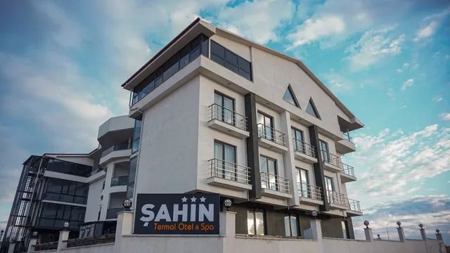 Şahin Termal Otel & Spa