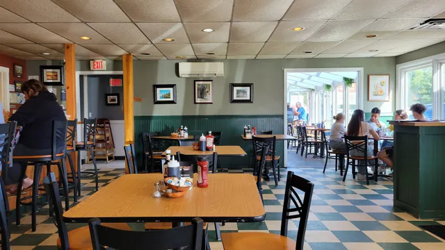 Kelley's Sebago Diner