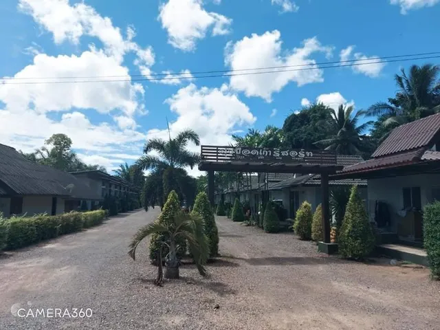 Luang Pod Koa Resort