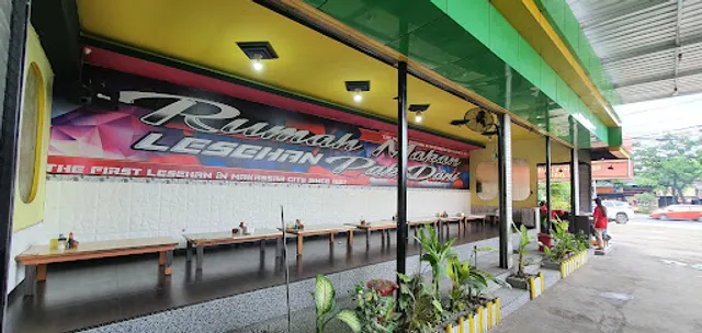 Rumah Makan Lesehan Pak Dani 3