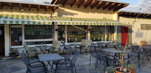 Gaststätte SC Freiburg Tennisabteilung "ROT - WEISS"