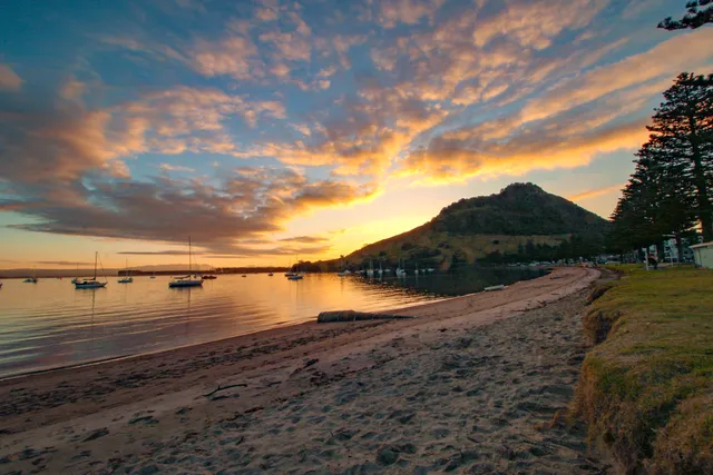 Pilot Bay Beach Picnic Area