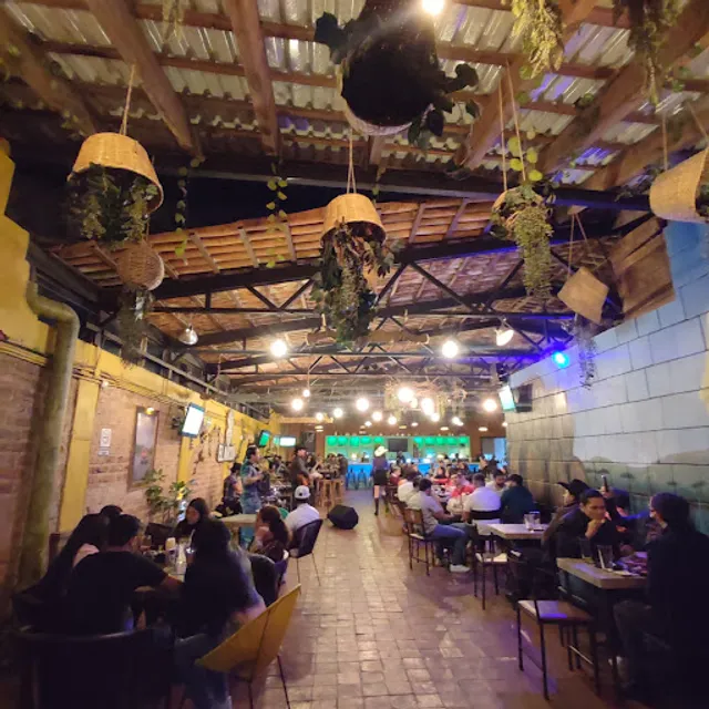 El Ancón restaurante bar