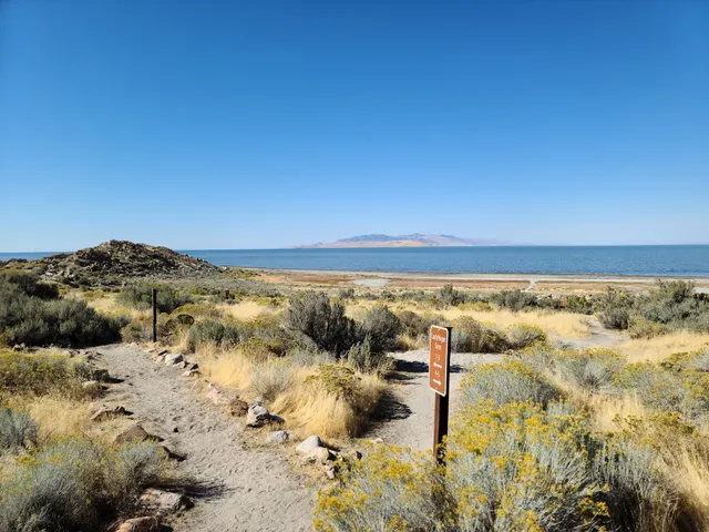 Ladyfinger Point Trailhead