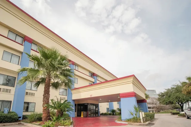 Sure Stay Plus Hotel