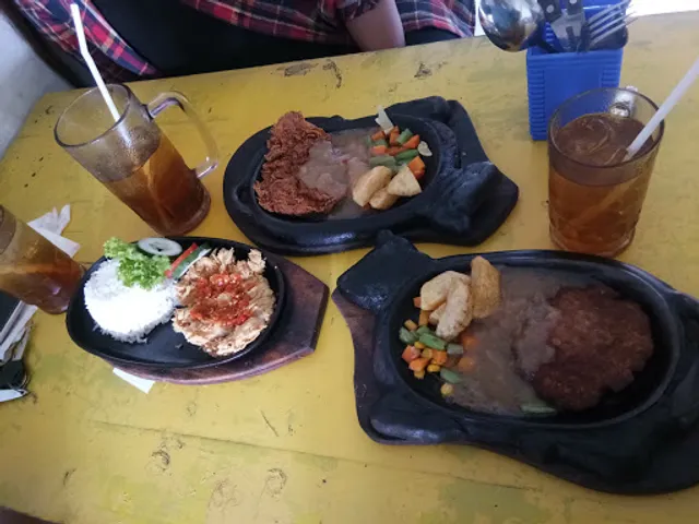 Kampoeng Steak