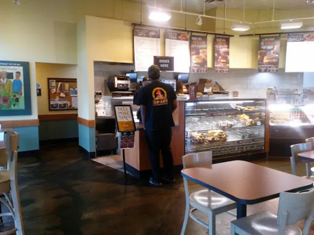 Einstein Bros. Bagels