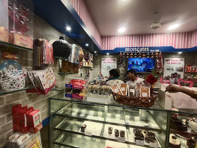 Monginis Cake Shop