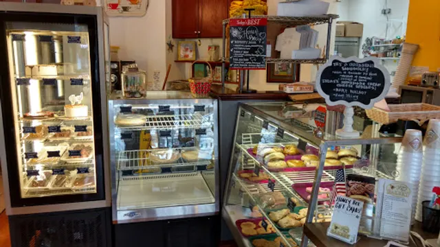 The Honey Bee Bakery