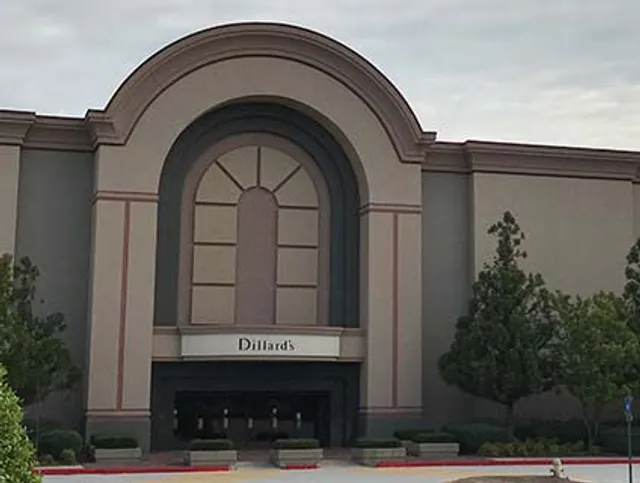 Dillard's