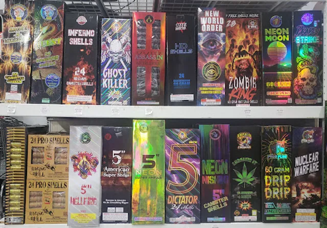 POPPIN Pizza and Fireworks