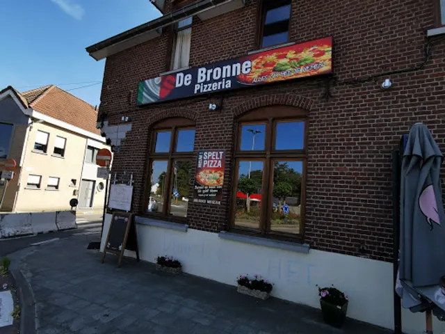 De Bronne