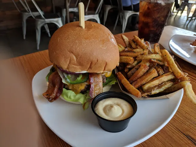 Big Orange | West Little Rock