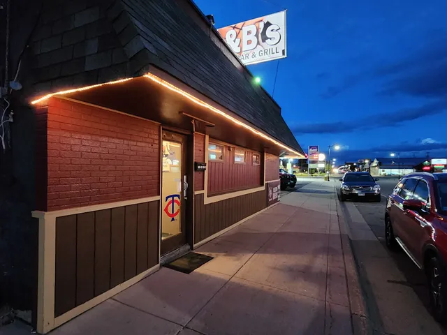 B&B Sports Bar & Grill