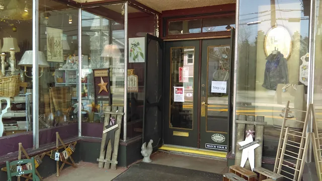 Cedar Bog Antiques and Collectibles