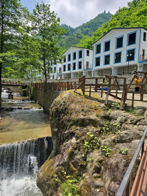 MURADLAND منتجع الوادي الأخضر في طرابزون