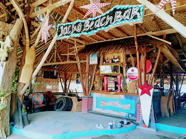 Jacko manta beach bar
