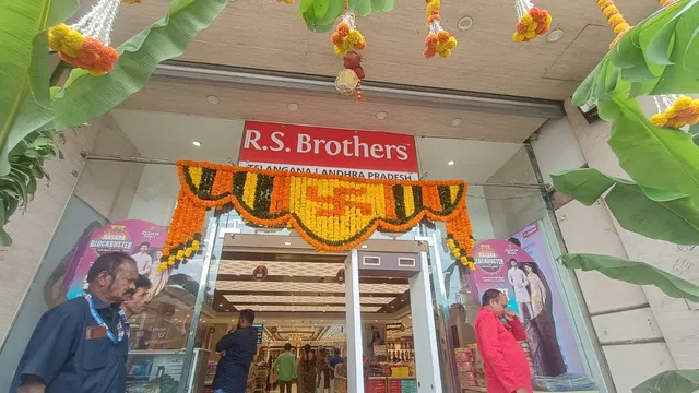 Rs brothers chandanagar