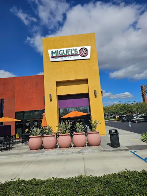 Miguel’s Jr.